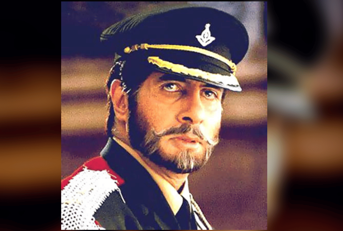 Republic Day 2021 Bollywood actors Who Played An Army Officer role in film