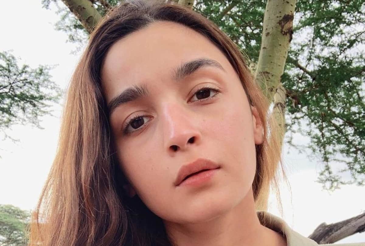 Alia bhatt looks beautiful without makeup photos here see
