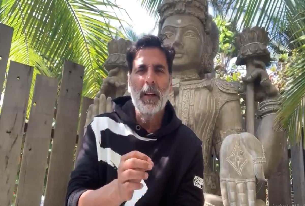 Kamaal Rashid Khan tweet on akshay kumar said actor is having less time to make money