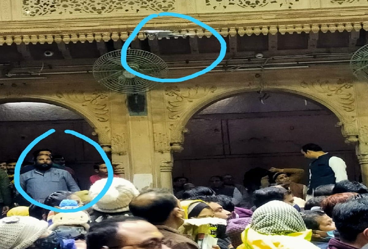 young man flew drone in Bankebihari temple Vrindavan