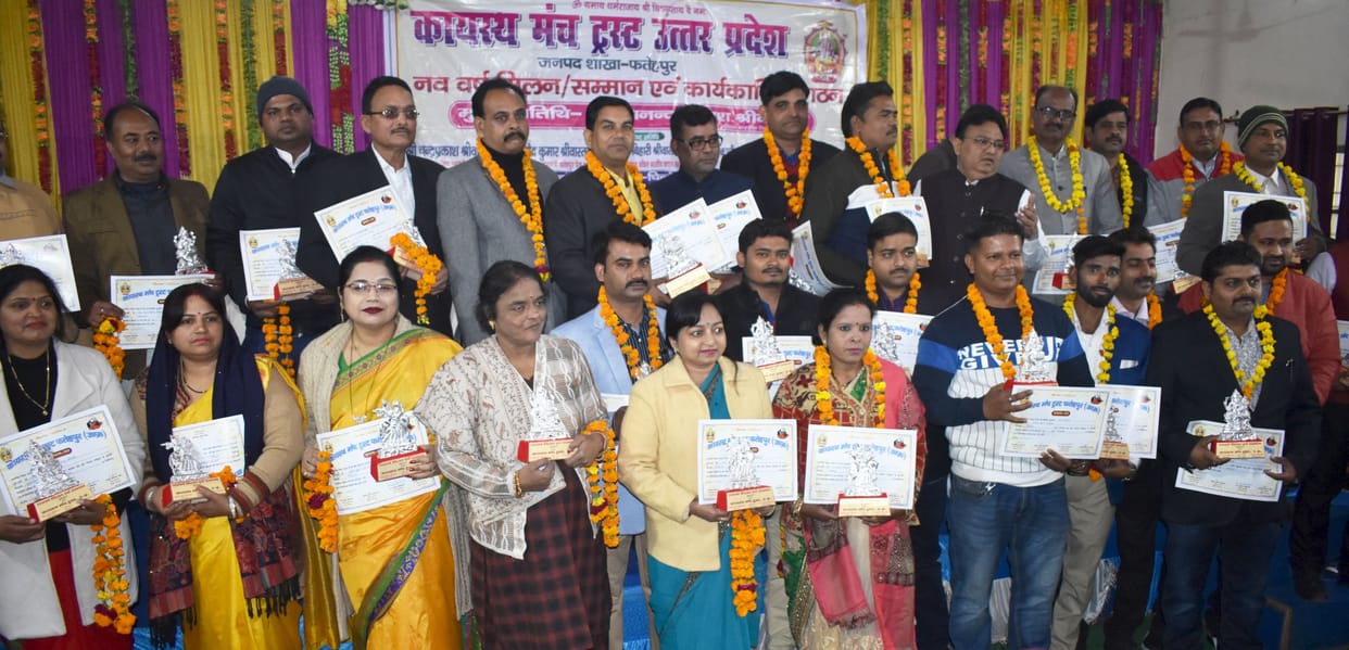 food,poor,fathepur news,kayastha manch,rs 10