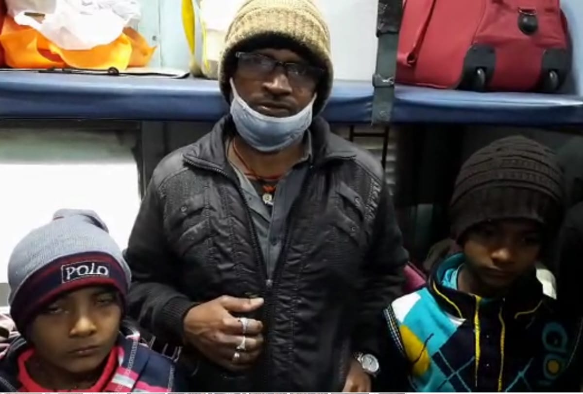 Train ticket black marketing news Man lost 22 thousand due to railway broker fraud