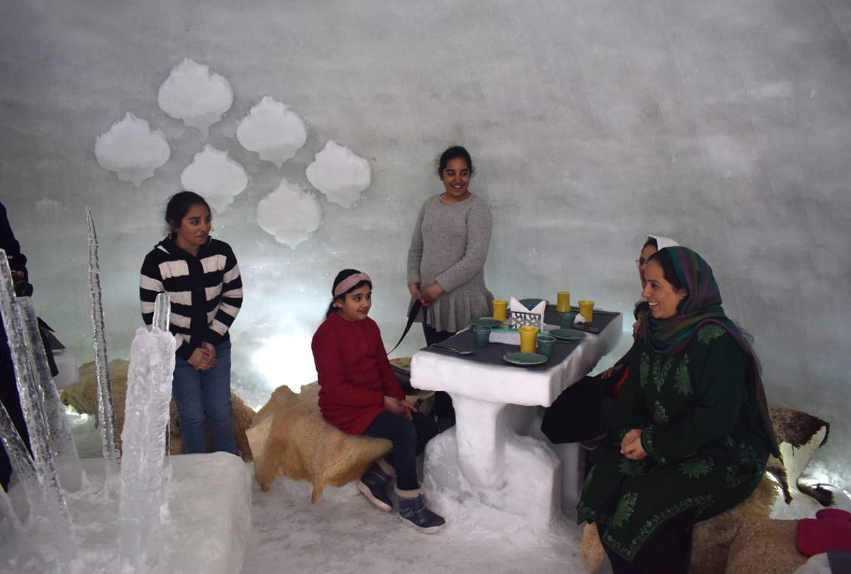 Igloo cafe of Gulmarg open for all becomes center of attraction tourist excited see photos