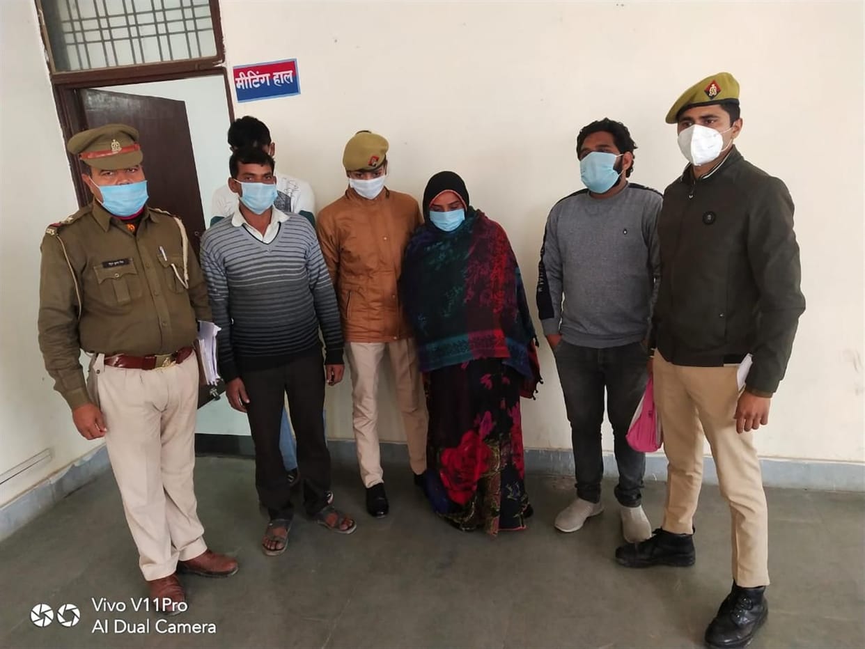 Hathras: Wife conspired with lover, conspiracy to kill husband, four people including wife arrested