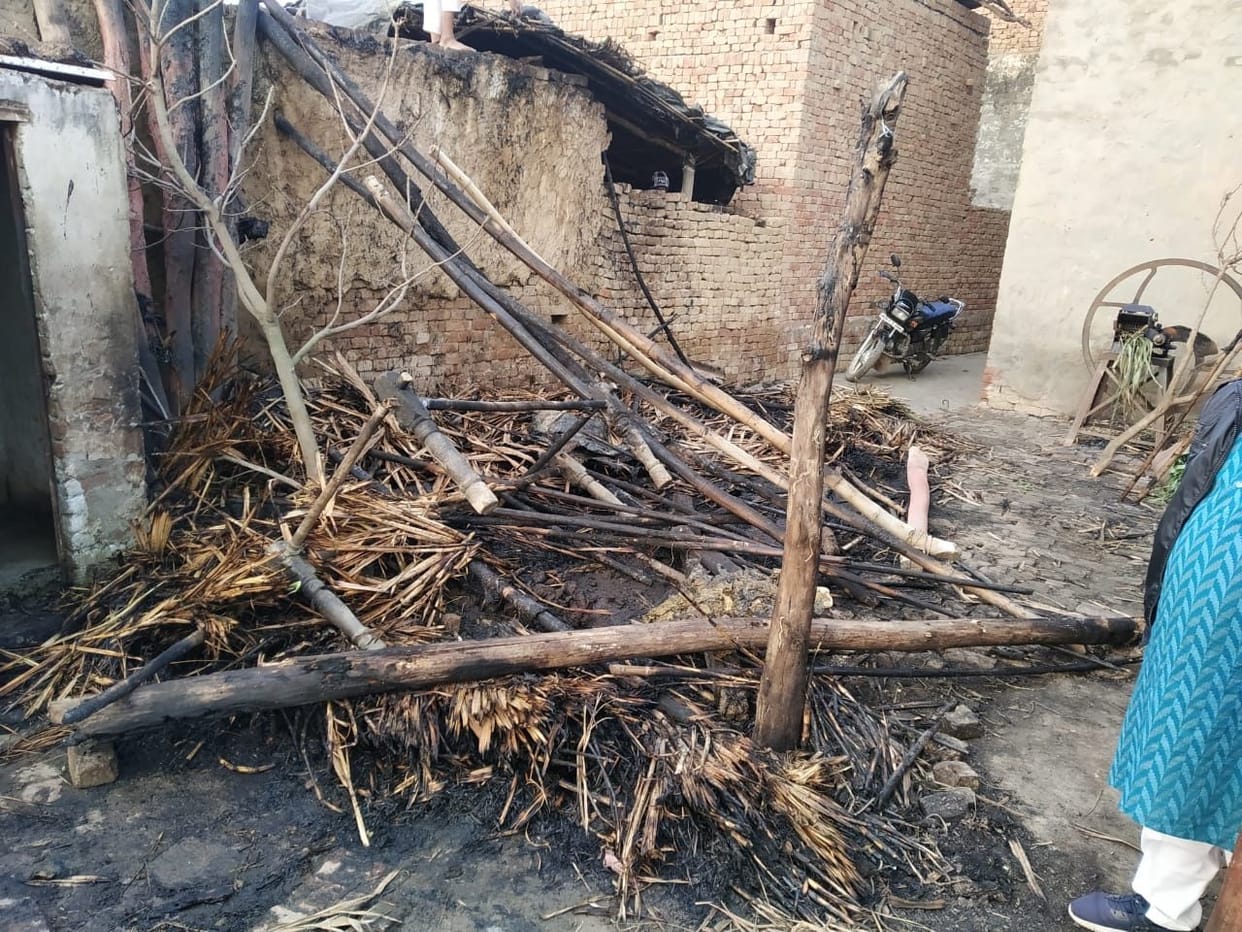 Fire in the house and thatch from fire in Chhataila