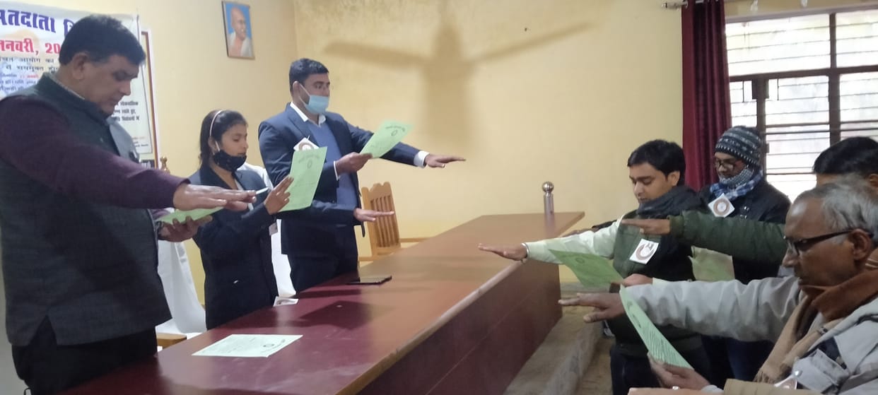 Resolution administered to vote in government offices, educational institutions