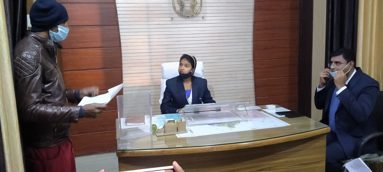 Gitanjali became SDM, Jahnavi became CO