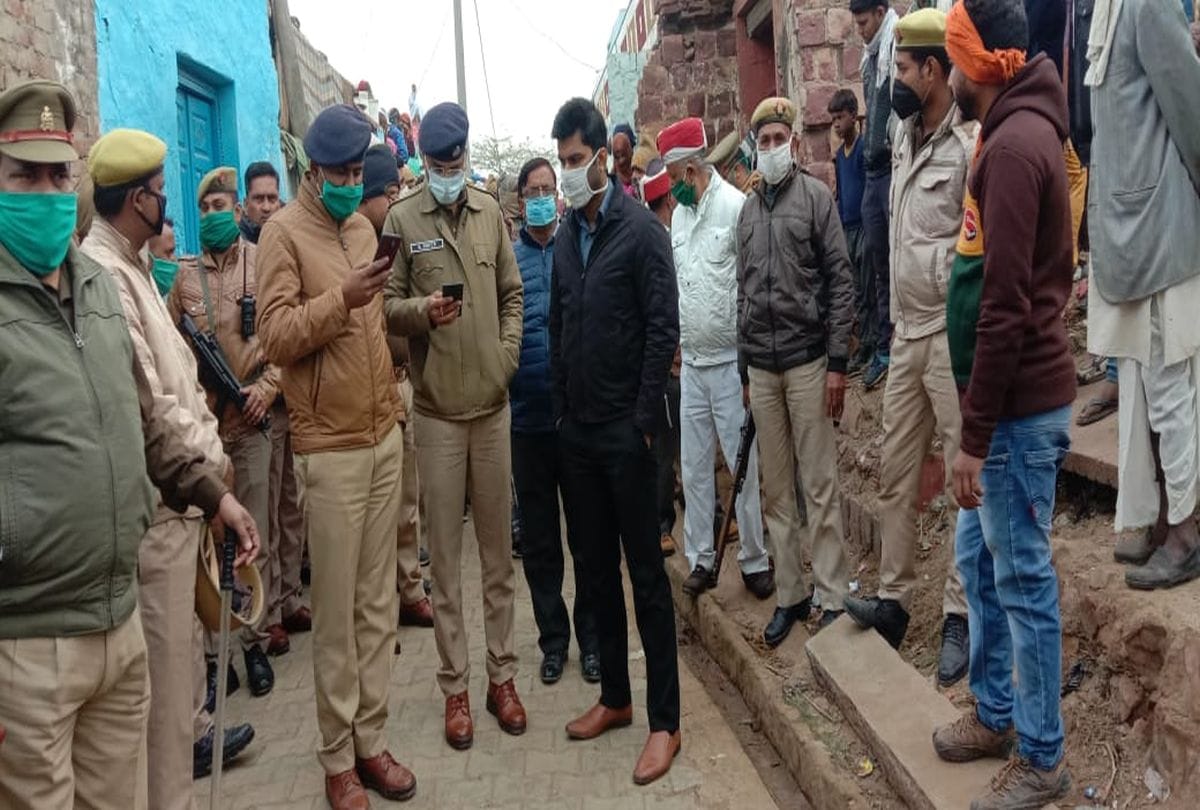 mob attack the police team after missing young man found dead in agra