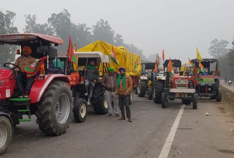 Kisan Andolan : Farmers leave for Delhi from Shambhu border
