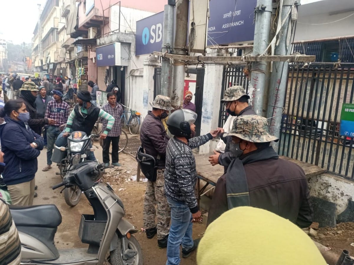 Varanasi Municipal Corporation drives encroachment areas including eighties fines on many shops
