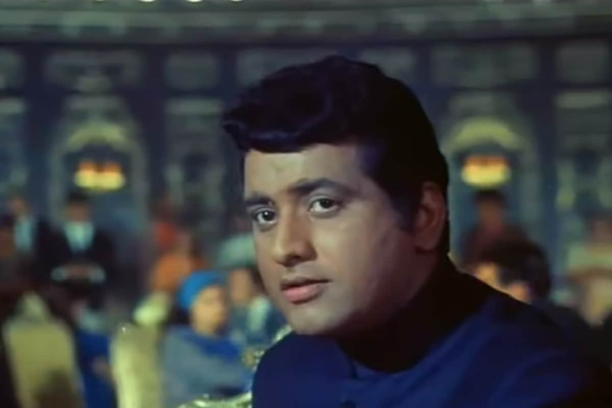 Republic day 2021 From Sandese Aate aye watan 5 Bollywood songs that will imbibe a feeling of patriotism in you