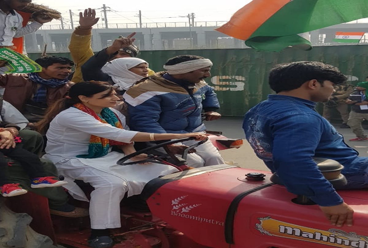 Farmers jam Delhi on Republic Day see pictures of tractor march farmers protest