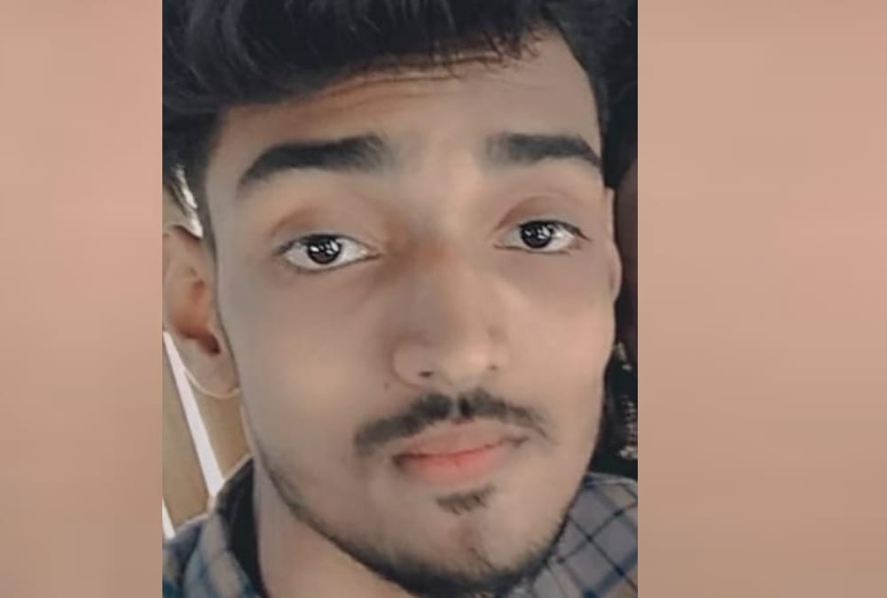 Deadbody of missing youth found near railway track in Raebareli.