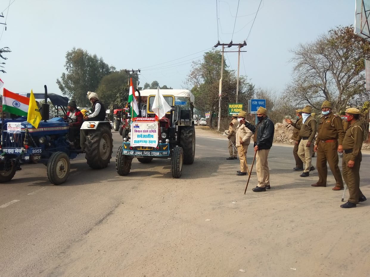 Tractors not allowed to enter the city, sent by bypass only