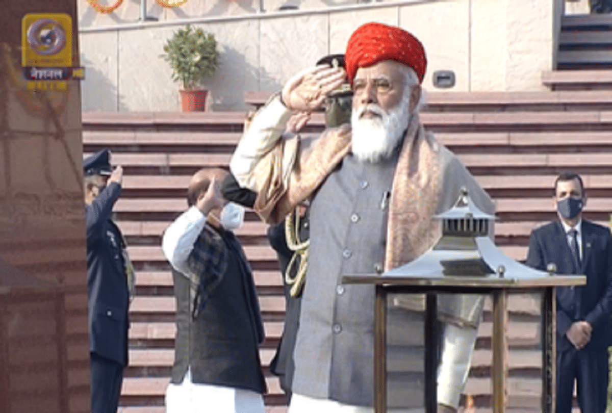 PM Modi is wearing a special Paghdi from Jamnagar Gujarat Republic day royal family