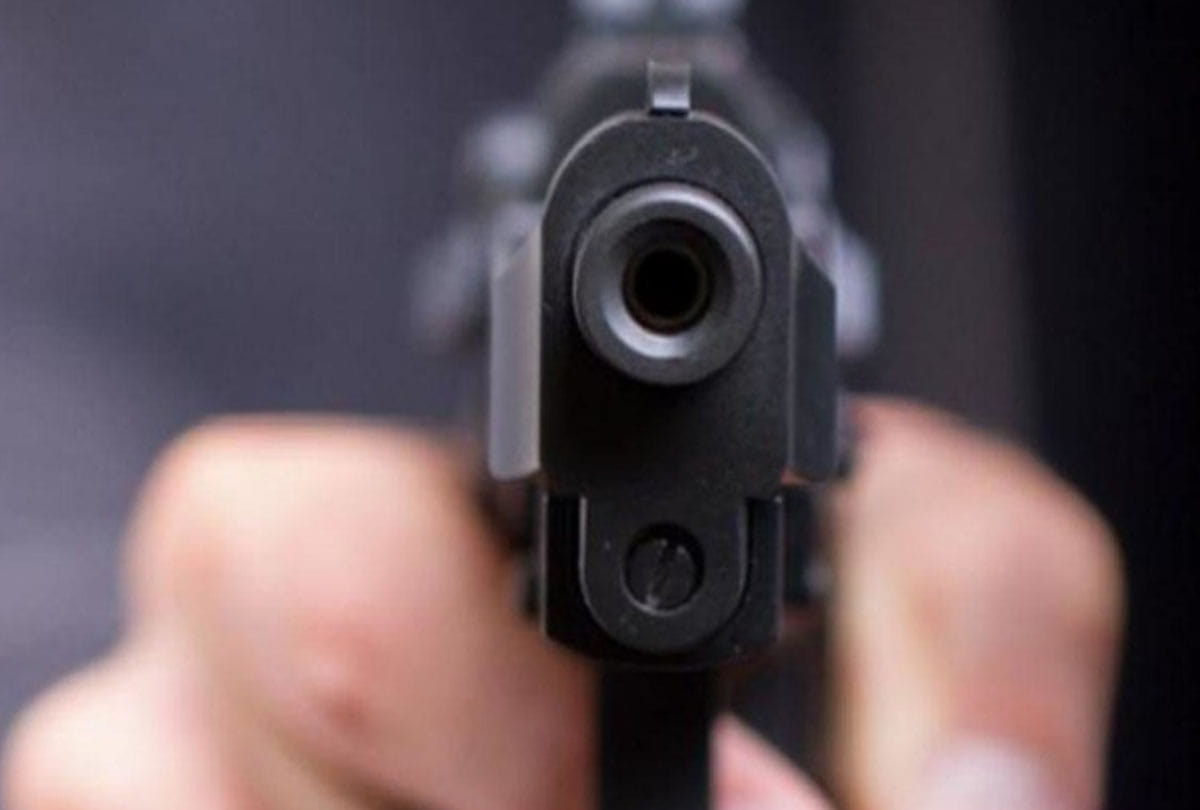 12 convicted for missing pistol from police station