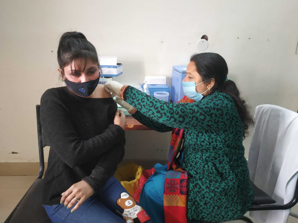 67 health workers vaccinated