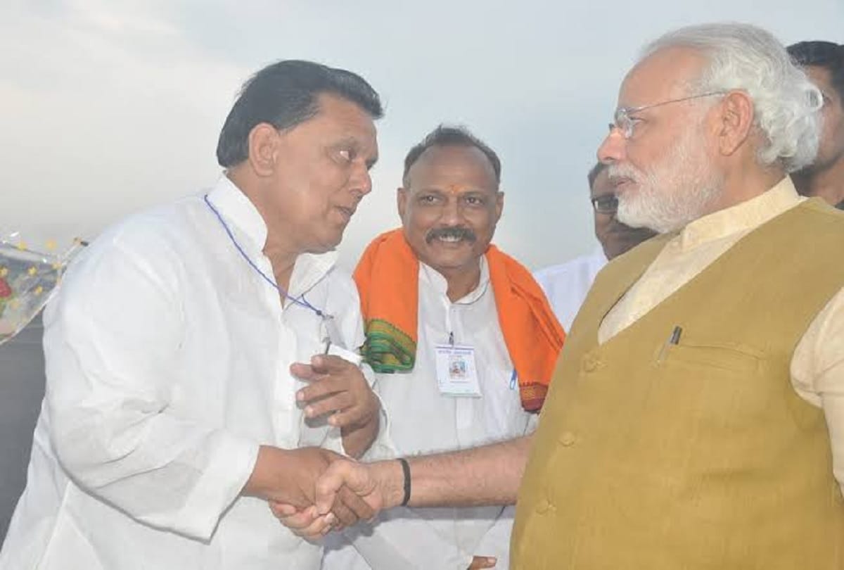 Bihar News BJP spokesperson Dr Ajfar Shamshi has been gun shot by miscreants