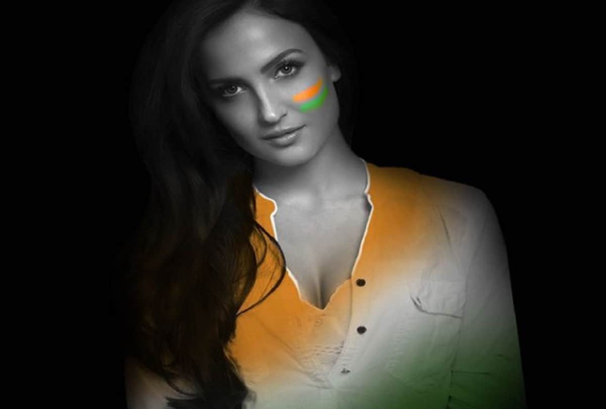 Bigg Boss fame Actress Elli Evrram shares her bold pics on Instagram