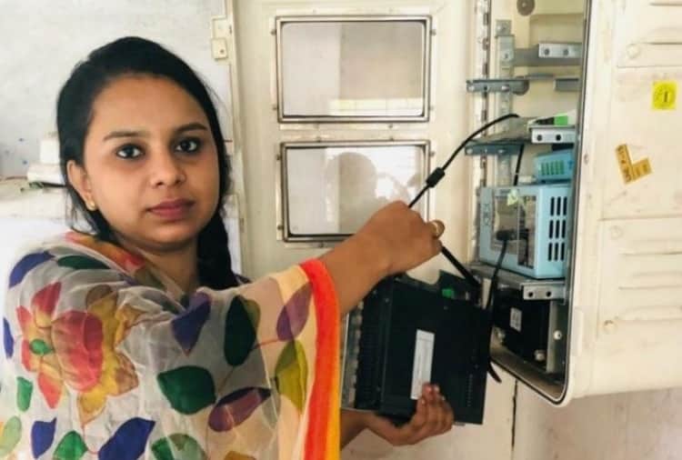 Digital Revolution Role Model Misbah Hashmi Stuck in Red Fort with her team