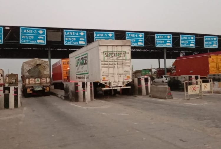 Kisan Andolan: Toll Plaza at KMP and KGP Express way open again