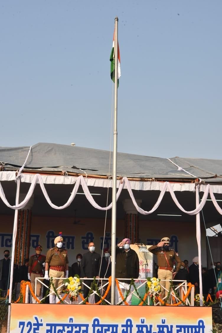 My heart is with the farmers on Republic Day: Captain