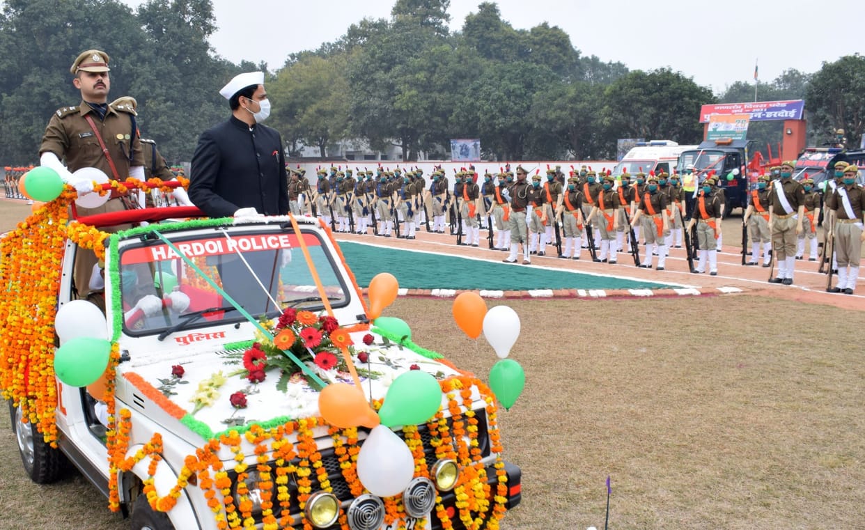 Republic Day,hardoi,march,DM,hardoi news