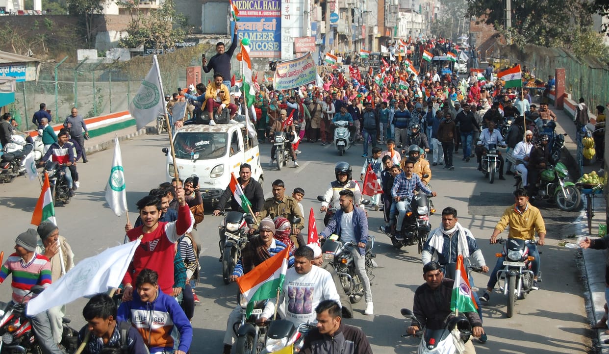 Tricolor rally
