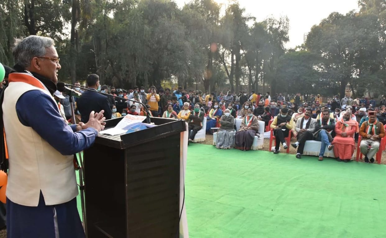 farmers tractor rally in delhi : uttarakhand cm says delhi violence clash unfortunate incident