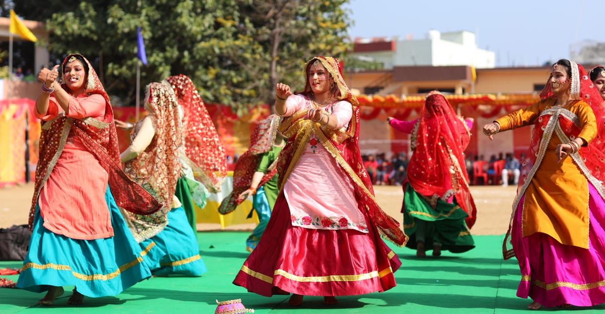 n republic Day program,in una labor and employment minister bikram singh was the chief guest in republic Day program