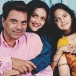 धर्मेंद्र, ईशा देओल, अहाना देओल, हेमा मालिनी