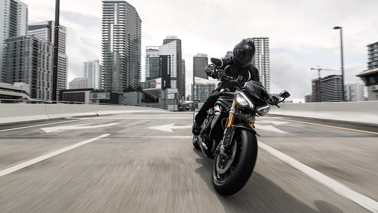 2021 triumph speed triple 1200 rs launched in india 2021 triumph speed triple 1200 rs price in india triumph bikes in india 2021