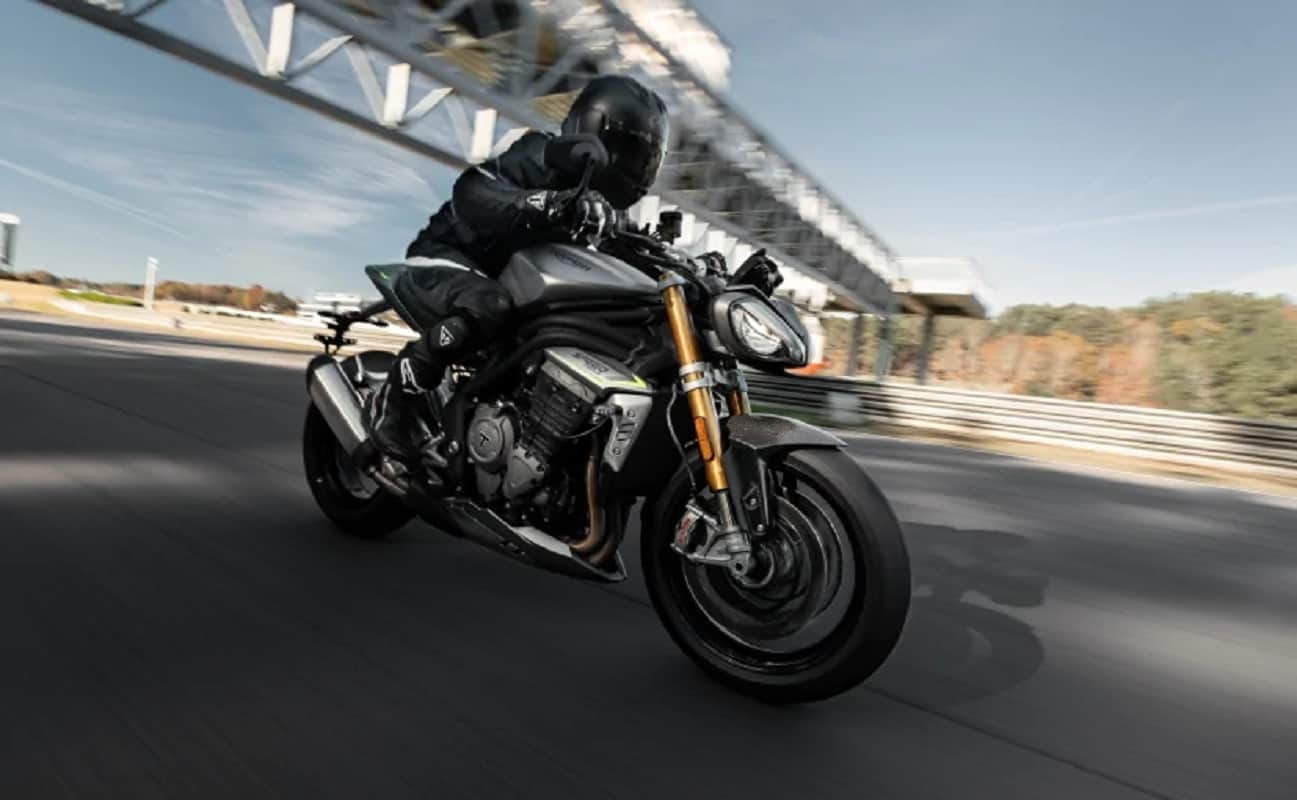 2023 Triumph Speed Triple 1200 RS Specifications Features Triumph Motorcycles Launches 2023 Triumph Speed Triple 1200 RS in Matt Baja Orange colour option