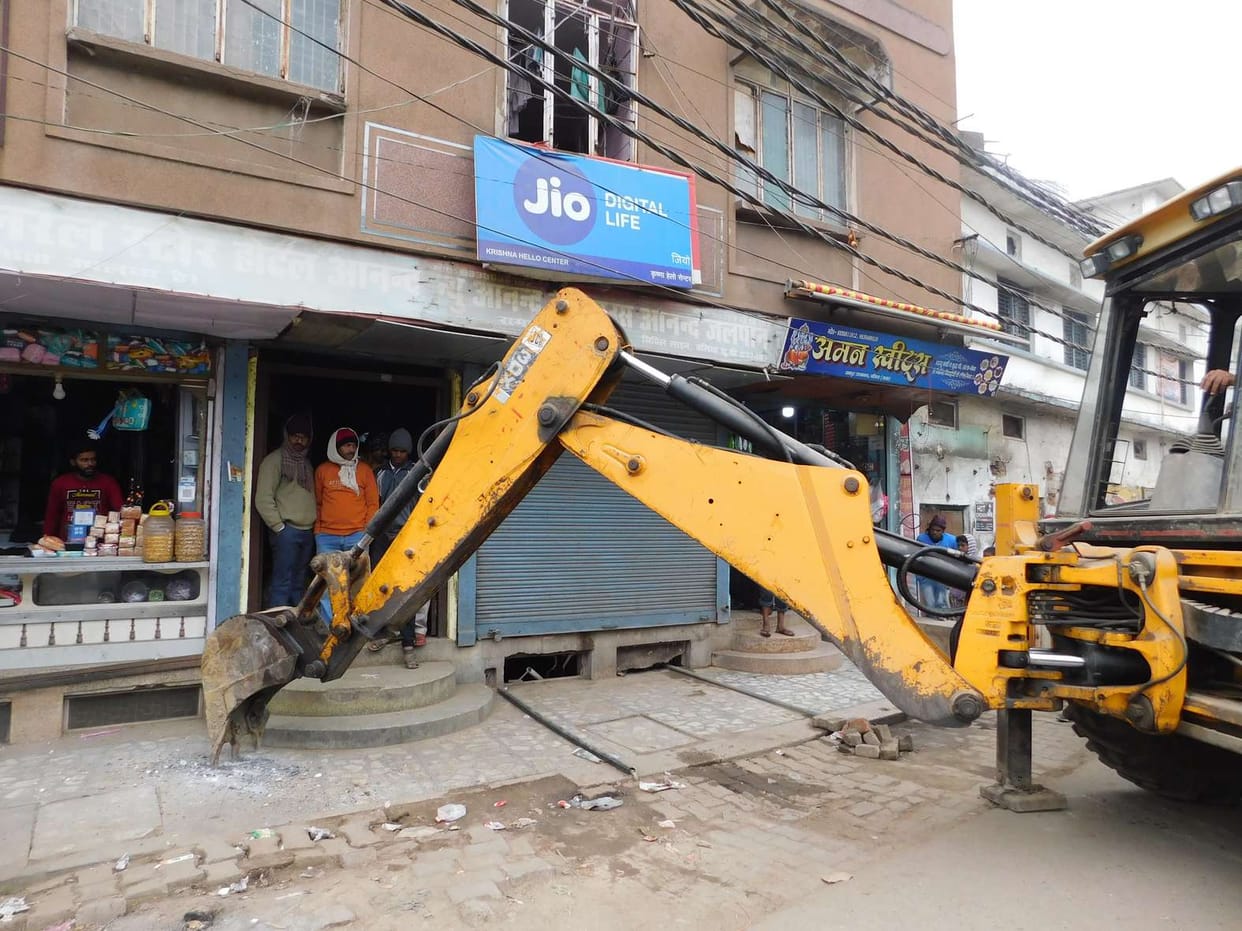 District administration made encroachment free