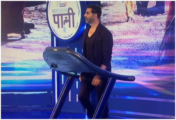 Akshay Kumar Gets trolled for 21KM running on Treadmill for the social cause