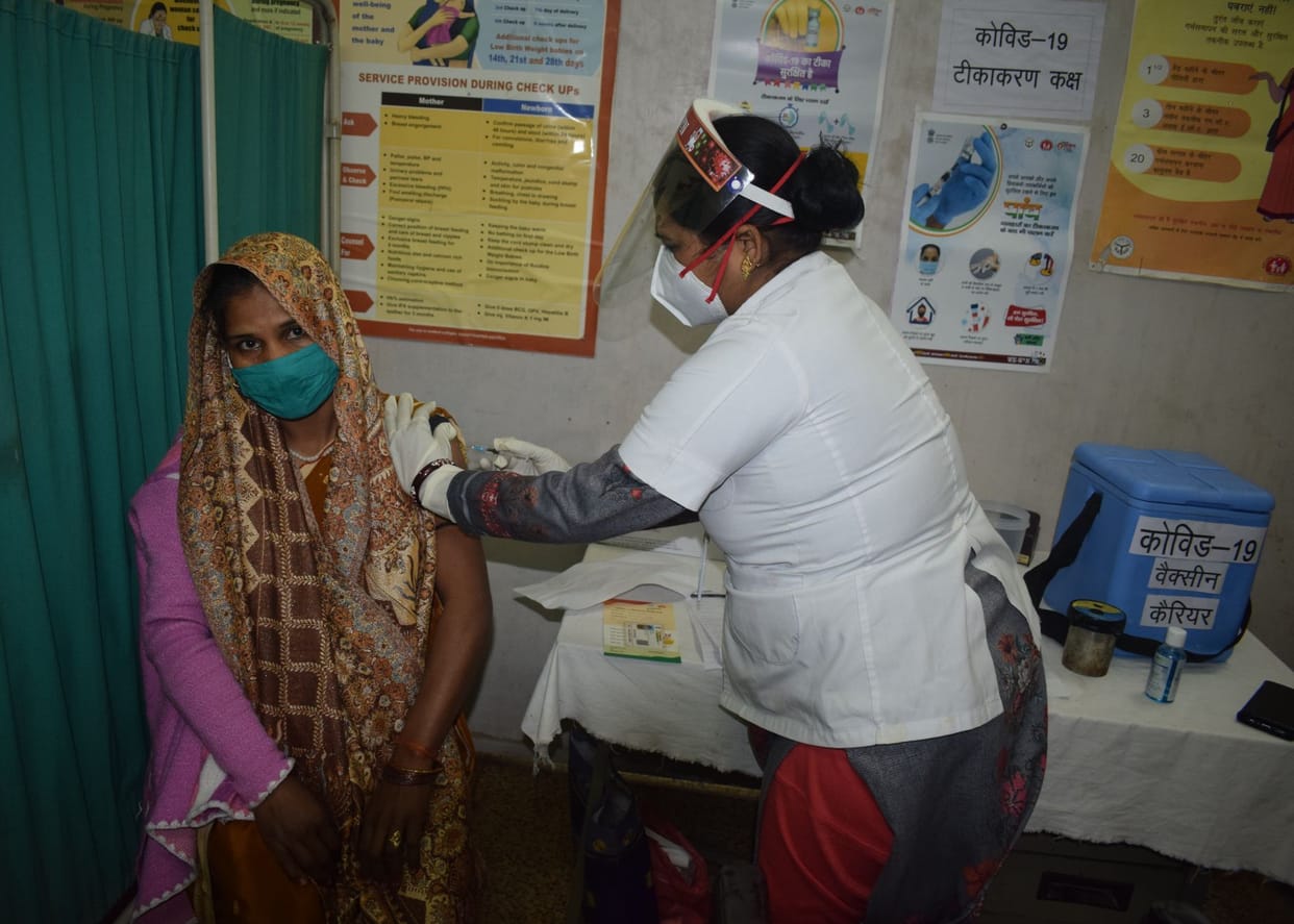 Vaccination in Mainpuri