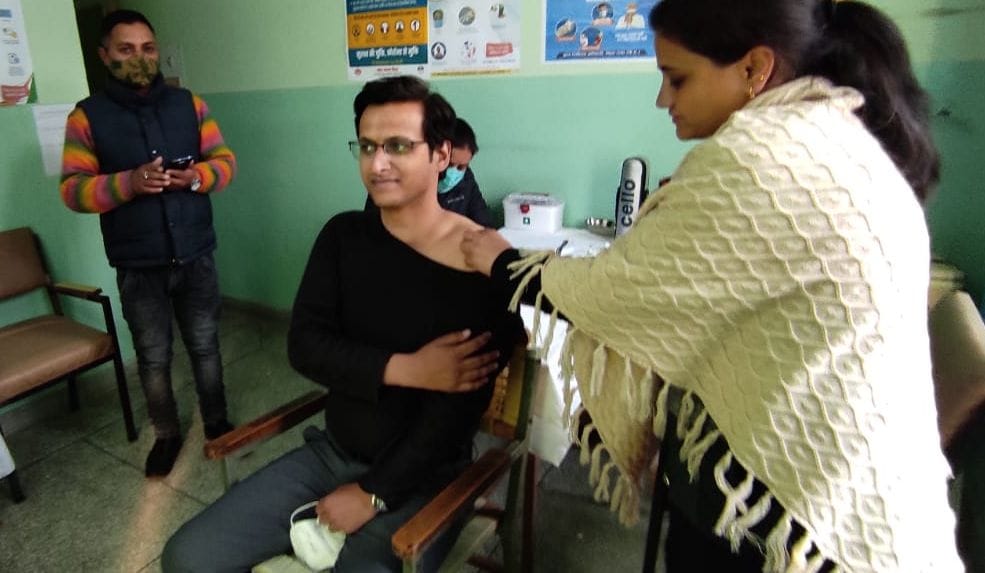 corona vaccination don in five center of chamba