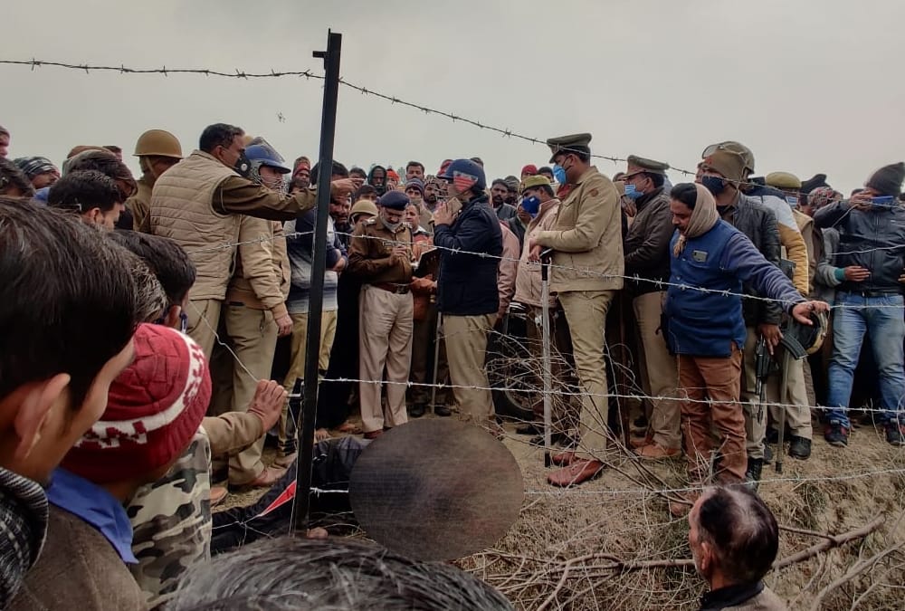A man murdered over land dispute in Amethi.