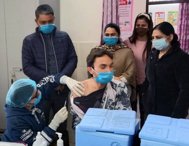 493 out of 500 personnel get vaccinated