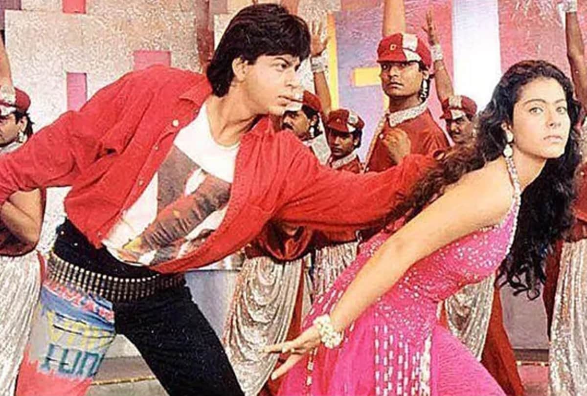 Shahrukh Khan Secretly Pinched Kajol During Romantic Scene In Baazigar