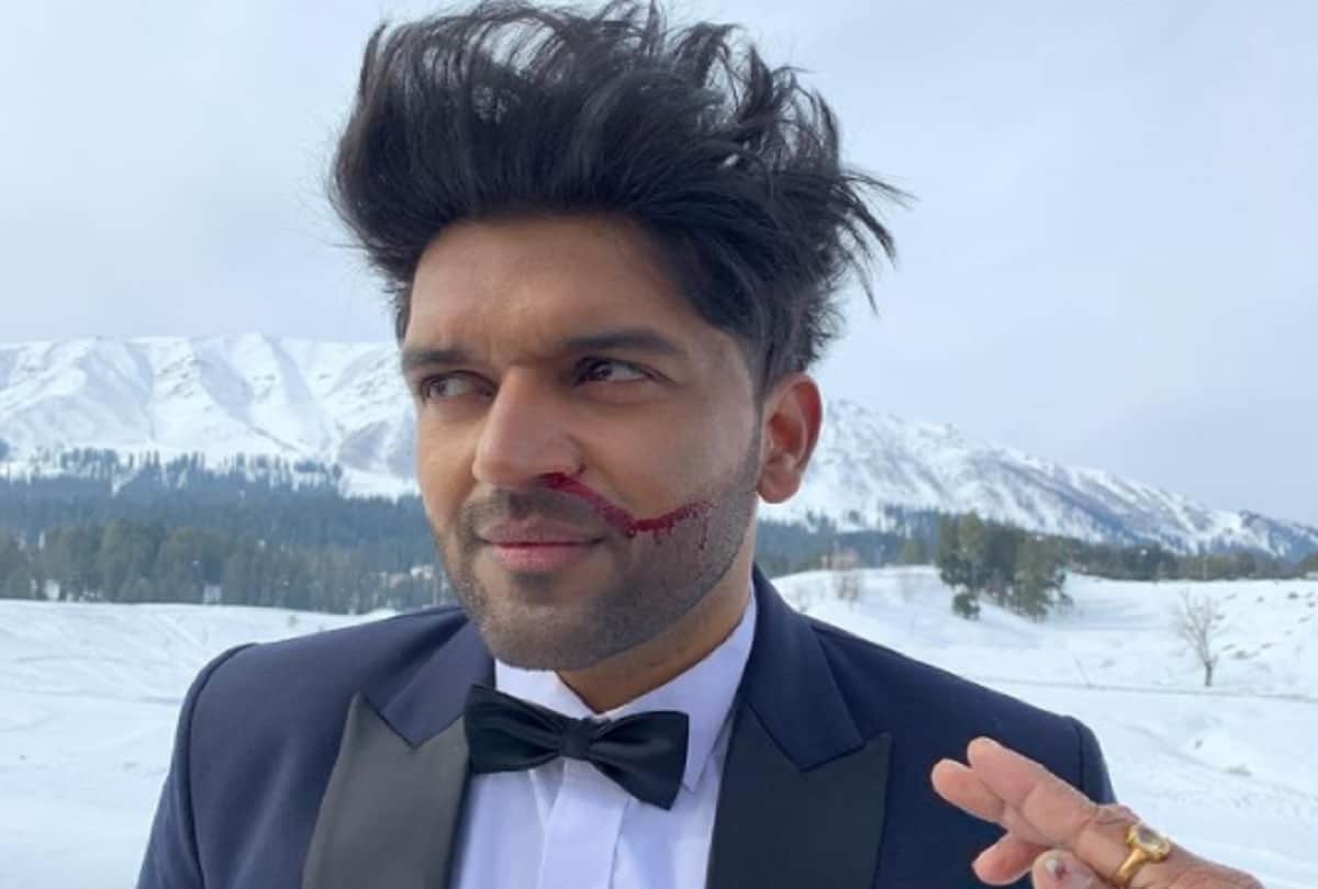 Guru Randhawa suffers from nose bleeding during Shoot in Kashmir