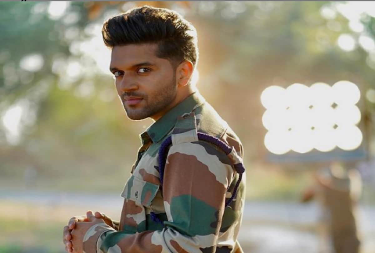 Guru Randhawa suffers from nose bleeding during Shoot in Kashmir