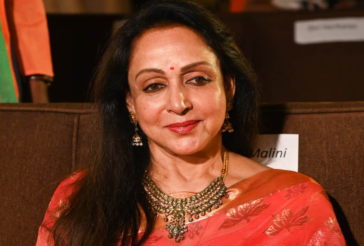 When scary incidents happened at night with Hema Malini she told the whole truth in the interview