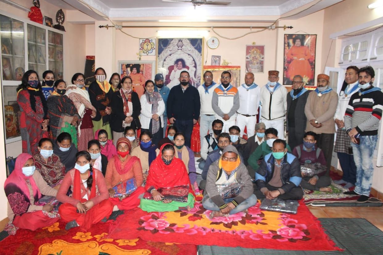 22 front line worker awarded for distniguish service in chamba