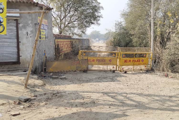 Kisan Andolan News: Police put barricades on all roads of Delhi border