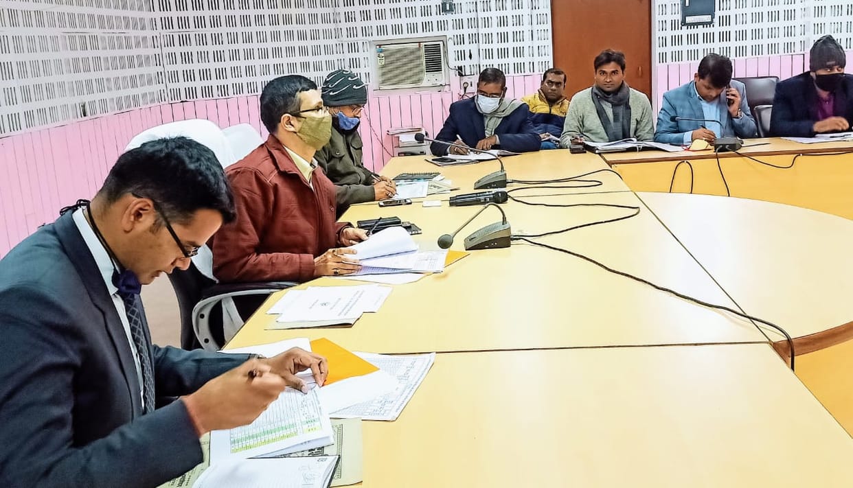 The commissioner took action against two BDOs after the progress of construction of community toilets was slow.