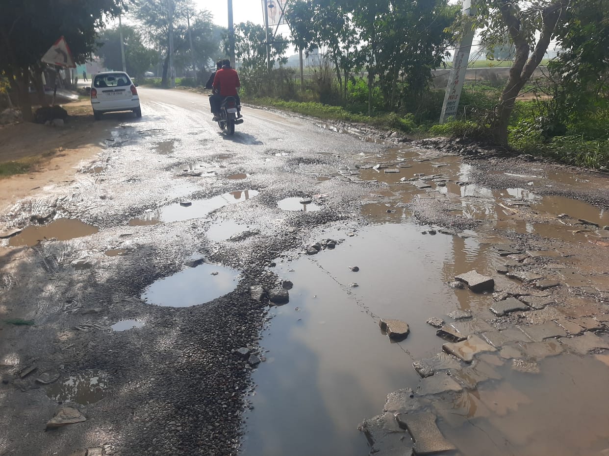 Village road for former president's lap turned dismal