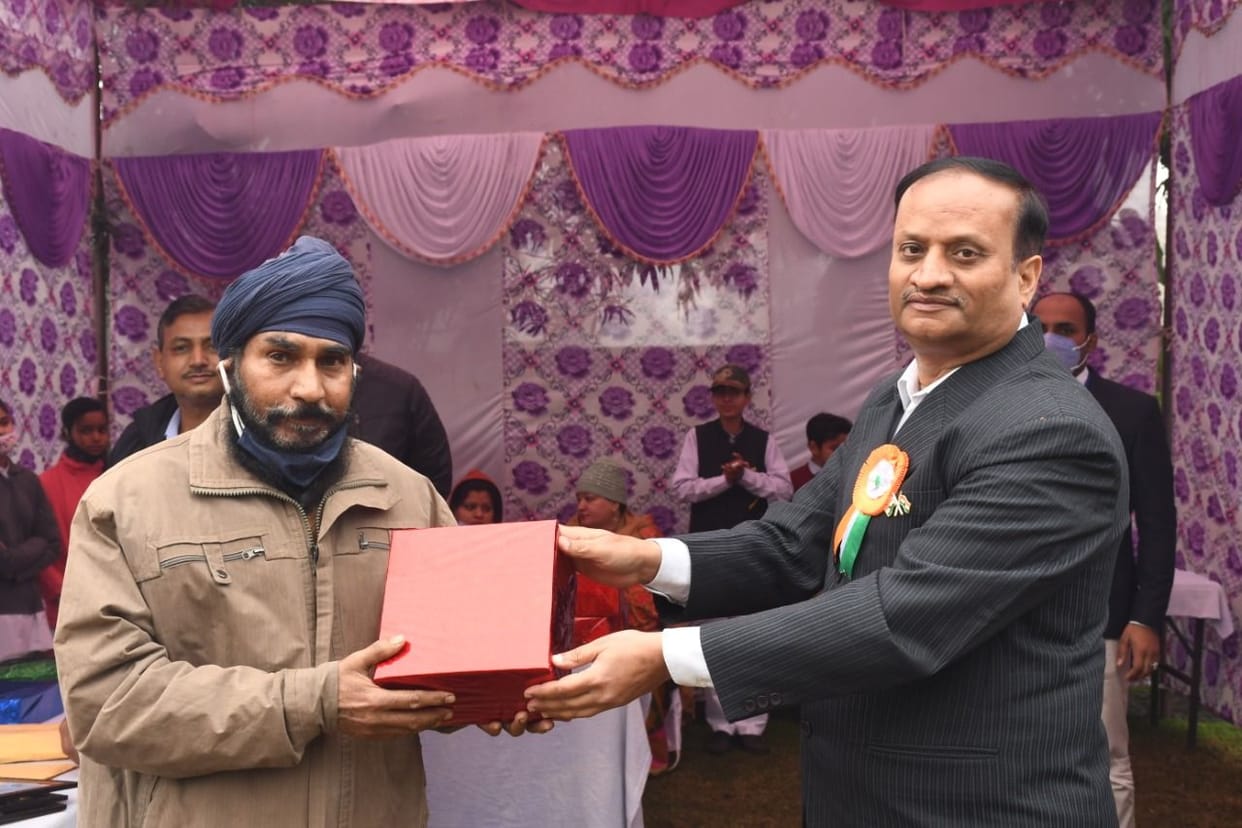 50 employees honored for outstanding work