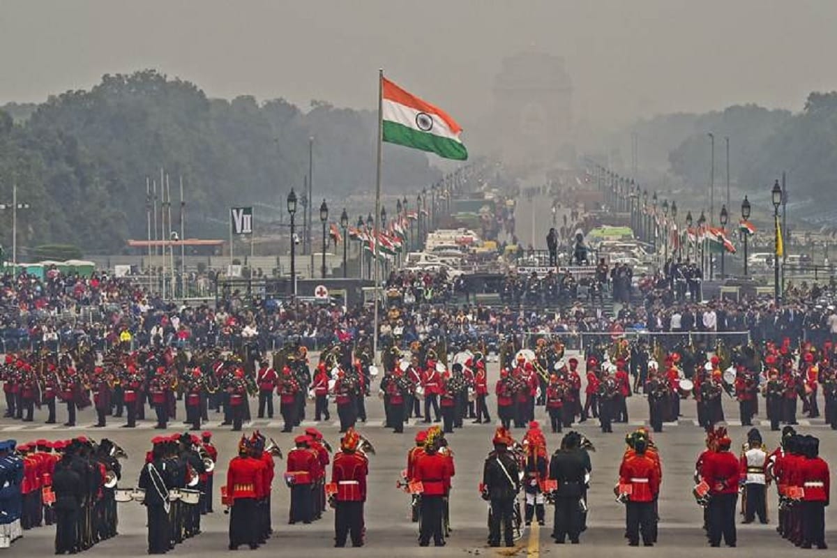 Beating Retreat Ceremony 2021 in Delhi News: Beating Retreat Ceremony At Vijay Chowk, President Ram Nath Kovind, PM Narendra Modi attended