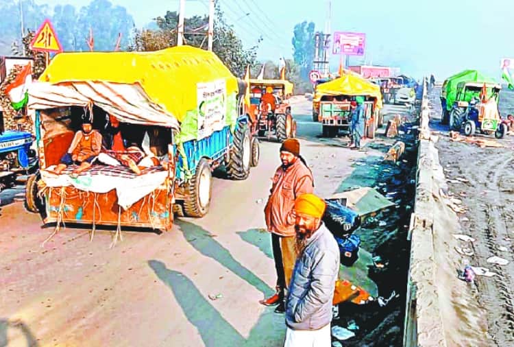 Kisan Andolan News: Farmers are returning from Kundli border